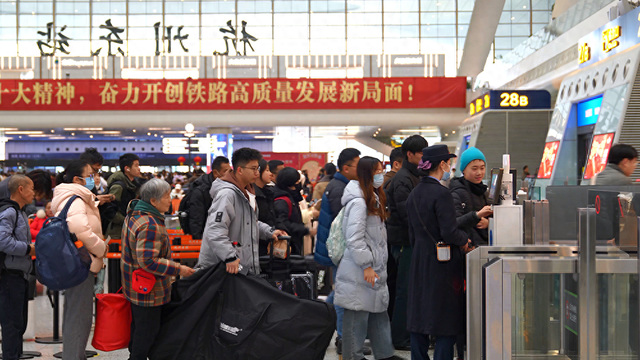 长三角铁路节后返程客流增加，今日预计发送旅客221万人次