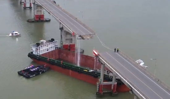 突发！广州一大桥被船只撞断，防撞能力加固提升工程曾延期3次！